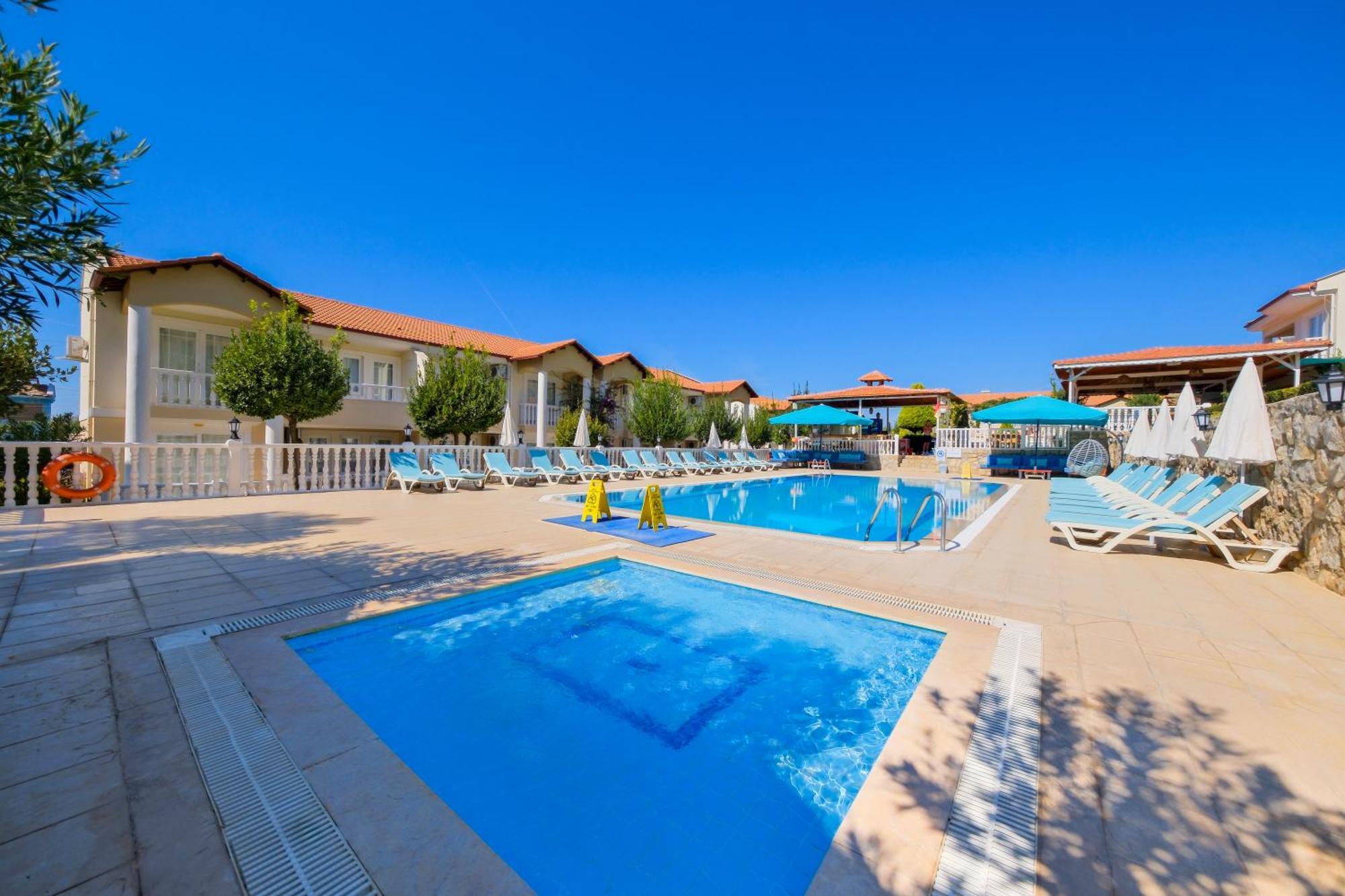 Larimar Suite Hotel 올루데니스 외부 사진