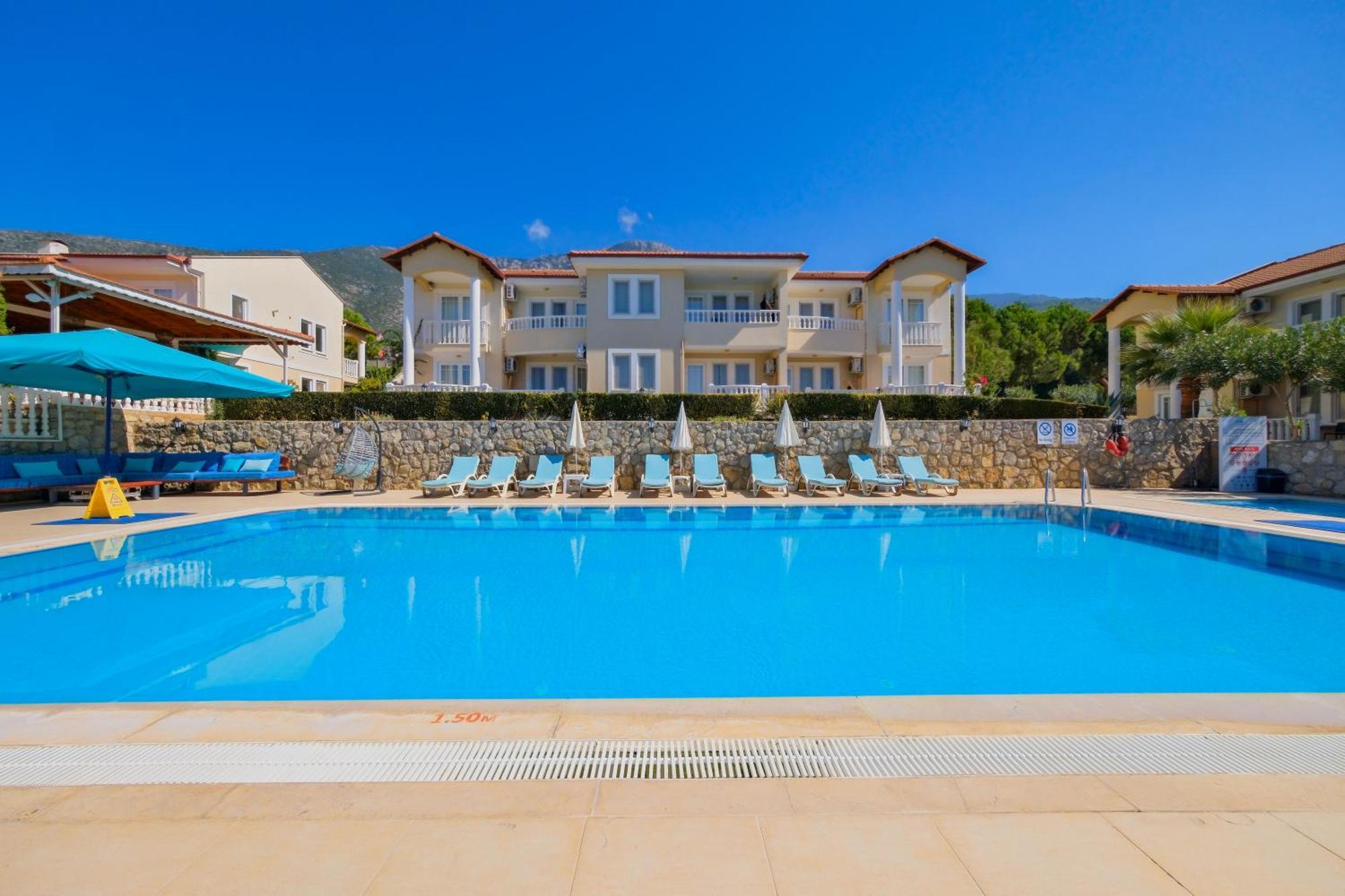 Larimar Suite Hotel 올루데니스 외부 사진