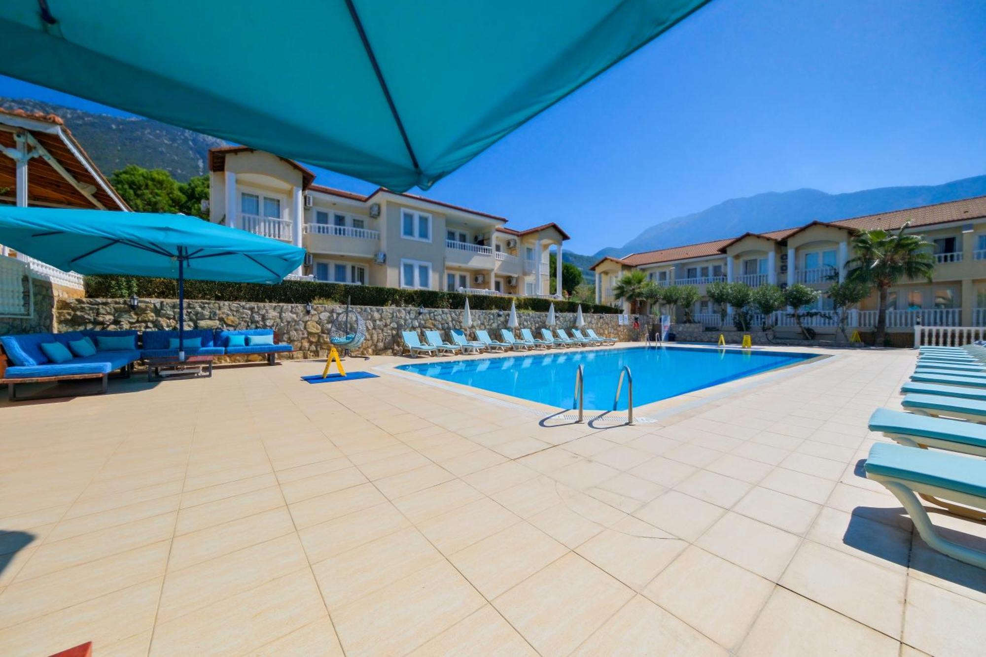 Larimar Suite Hotel 올루데니스 외부 사진