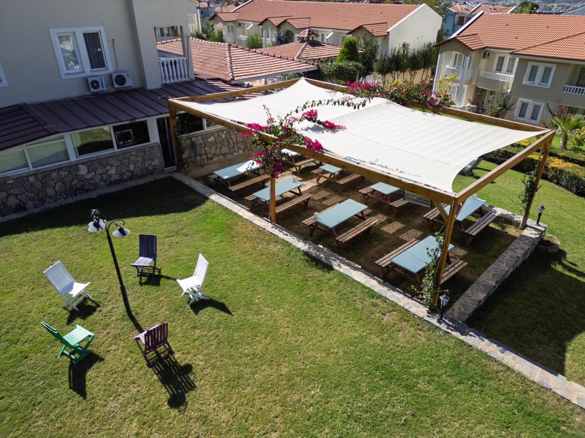 Larimar Suite Hotel 올루데니스 외부 사진
