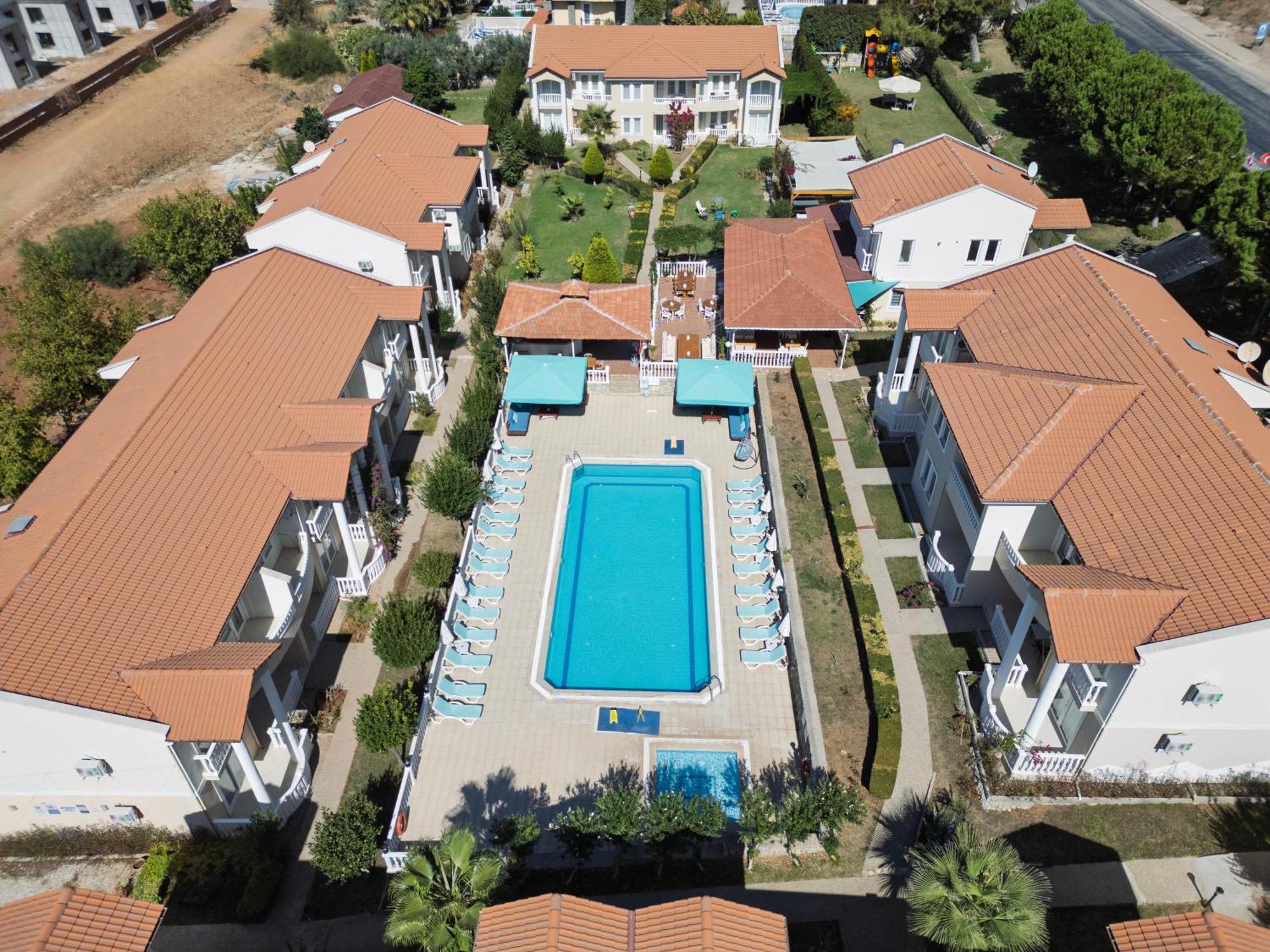 Larimar Suite Hotel 올루데니스 외부 사진