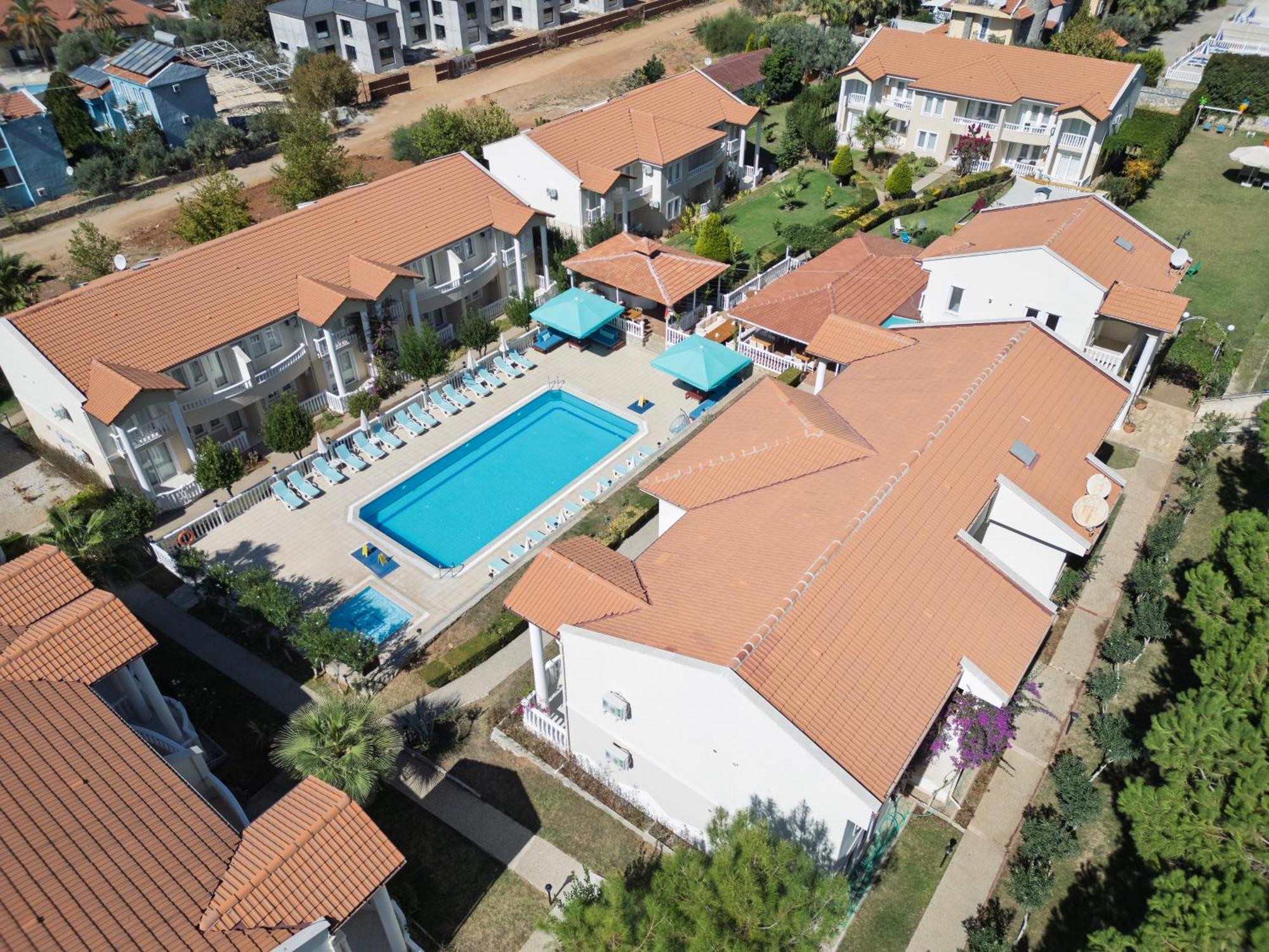 Larimar Suite Hotel 올루데니스 외부 사진