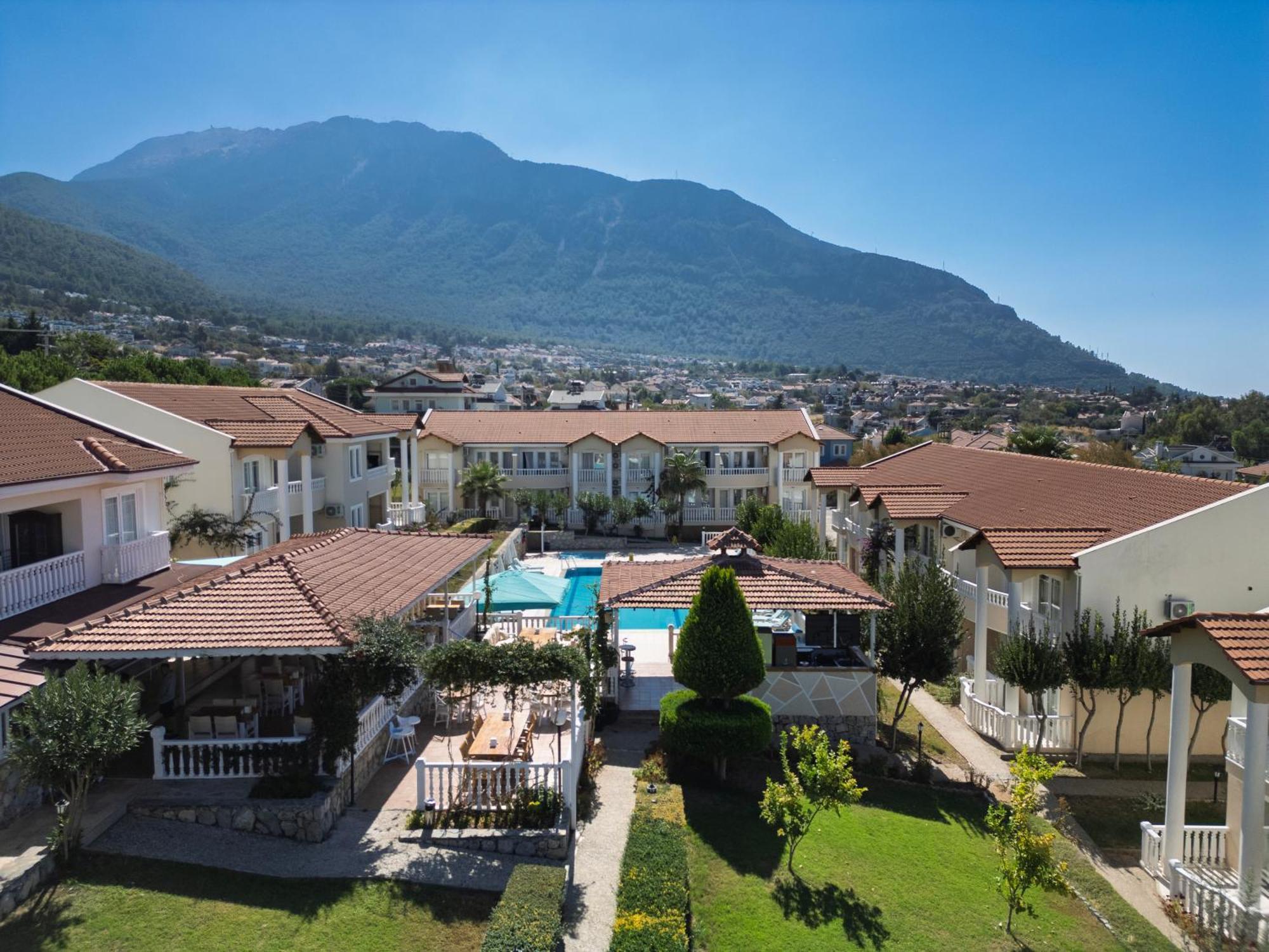Larimar Suite Hotel 올루데니스 외부 사진